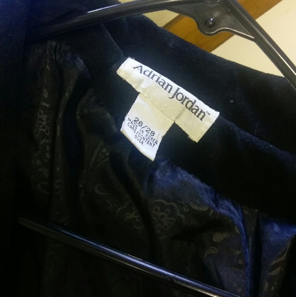 Jacket with tassels - Picture 2 of 2